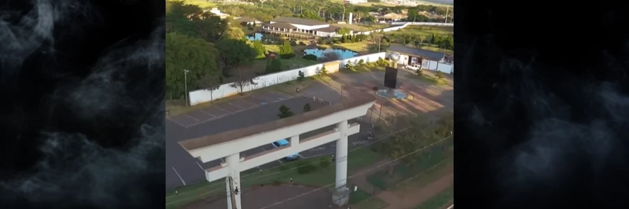  Voo rasante sobre o Parque do Japão